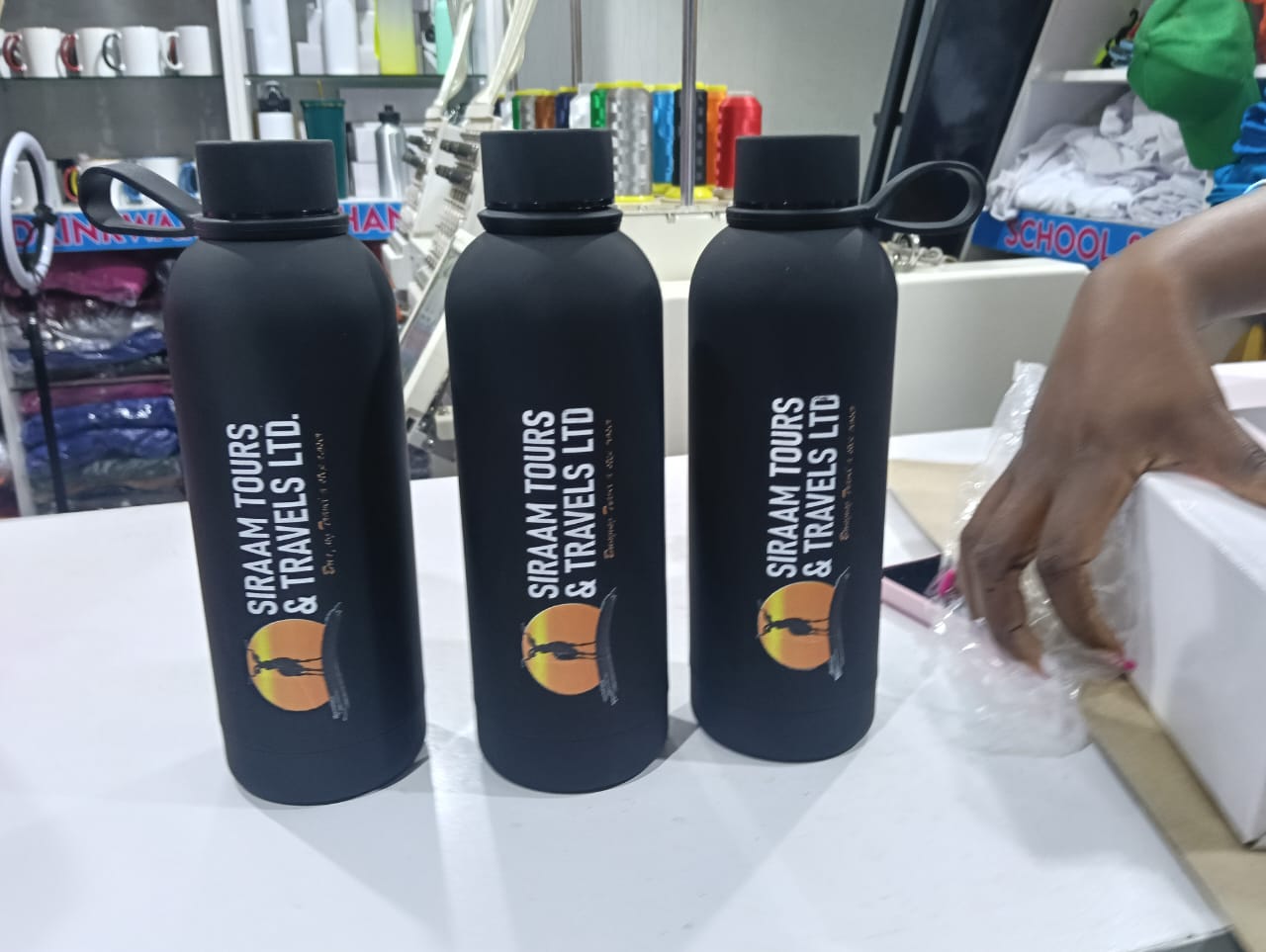 BLACK 500ML  Skin feel Flask bottle