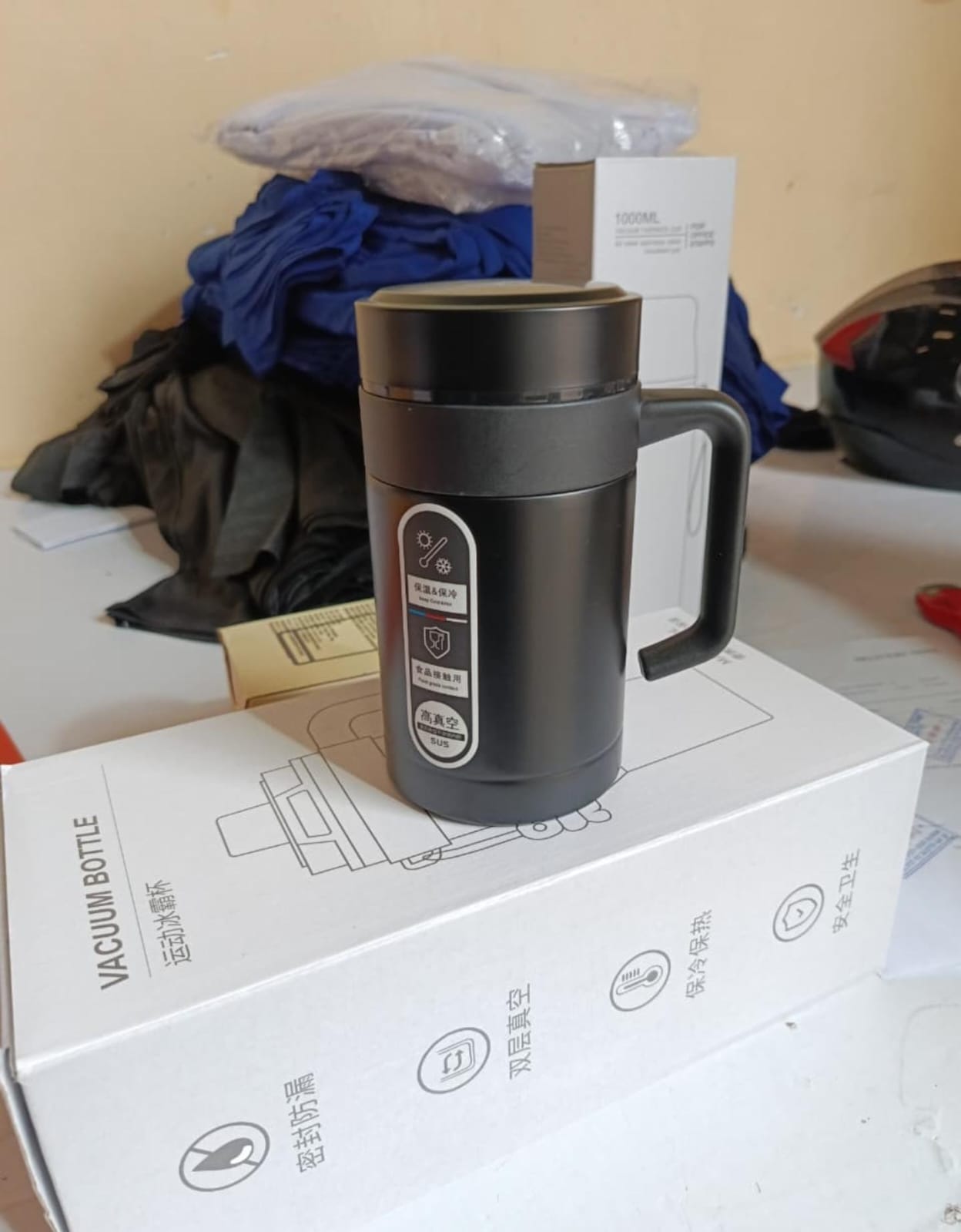 500ml BLACK EXTREME HANDLE MUG stainless steel vacuum insulated thermos .