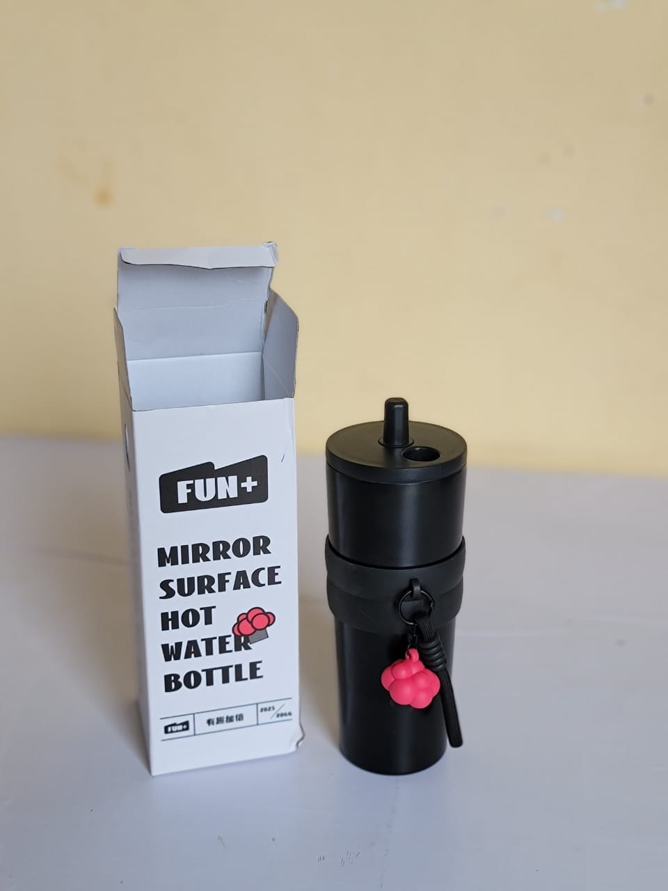 710ml BLACK EXTREME STRAP MUGS stainless steel vacuum insulated thermos.